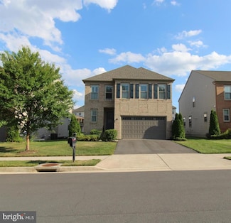 24843 Somerby Dr, Chantilly, VA 20152