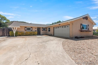 13811 Tobiasson Rd, Poway, CA 92064