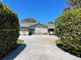 570 SW 20th Ct Unit 2, Delray Beach, FL 33445