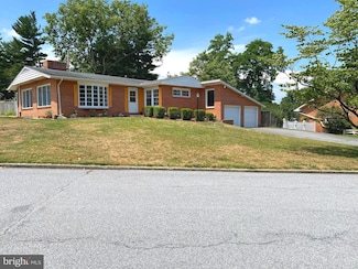 13552 Donnybrook Dr, Hagerstown, MD 21742