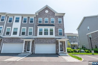 9 McCluskey Place Unit 1901, Morris Plains, NJ 07950