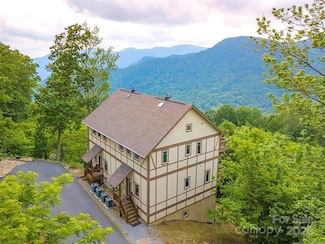 5B Lila Ln, Clyde, NC 28721