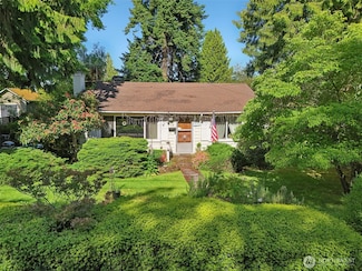 2241 72nd Ave SE, Mercer Island, WA 98040