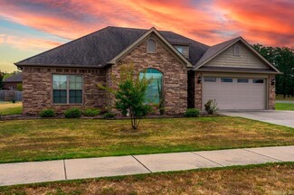 2775 Pulaski Dr, Conway, AR 72034