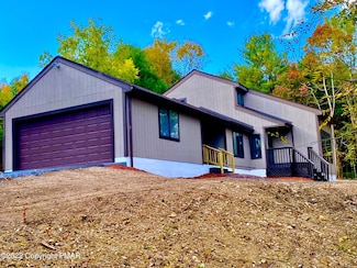 297 Bear Medicine Cir, Effort, PA 18330