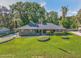 2722 Bottomridge Dr, Orange Park, FL 32065