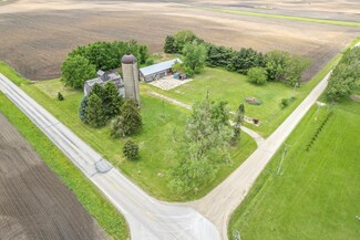 11986 Pine Rd, Somonauk, IL 60552