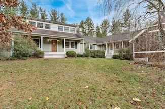 282 Brook St, Carlisle, MA 01741