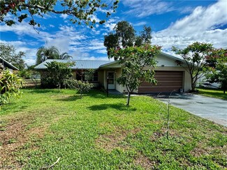 313 Robin Ave, Sebring, FL 33870