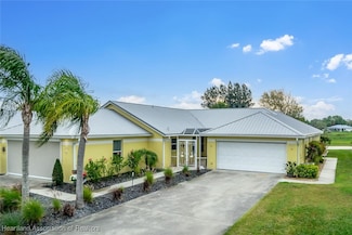 22 Clubhouse Ln, Sebring, FL 33876