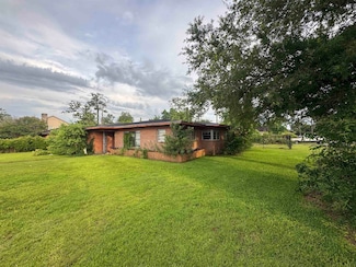 2595 Beech St, Beaumont, TX 77702