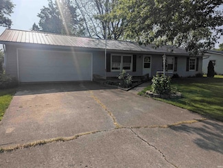 417 S Linn Grove Ave, Berne, IN 46711