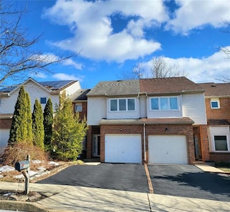 1652 Jackson St, Whitehall, PA 18052