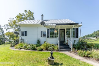 23 Maple Ridge Rd, Millville, PA 17846