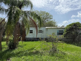 1724 Underwood Terrace, Lorida, FL 33857