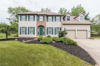 3801 Silvercrest Dr, Stow, OH 44224
