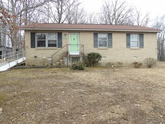 121 Eze Ave, Waverly, TN 37185