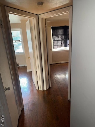 1831 Engelholm Ave, Saint Louis, MO 63133