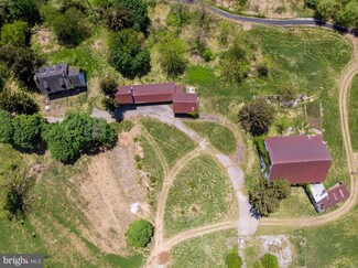 186 Patriot Ln, Downingtown, PA 19335