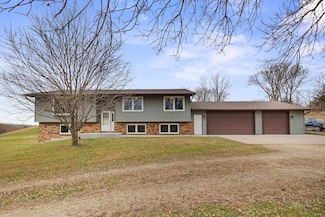 4245 Plum Creek Rd, Elko New Market, MN 55020