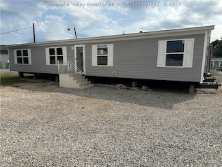 154 Old Ash Village Dr, New Haven, WV 25265
