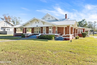 735 Main St, Chipley, FL 32428