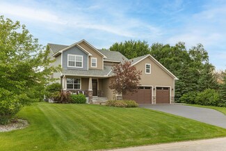 7387 Old Mill Rd, Hugo, MN 55038