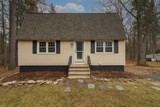 5 Peach Ln, Townsend, MA 01469