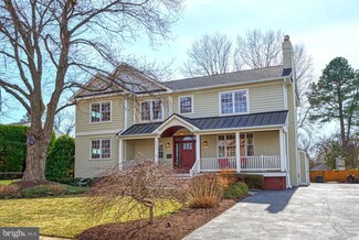 1610 Woodmoor Ln, McLean, VA 22101