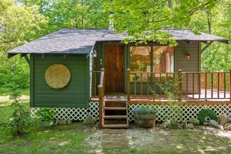 114 Lower Notch Rd, Bristol, VT 05443