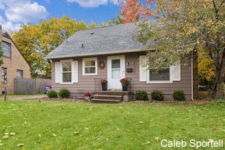 2047 Janes Ave NE, Grand Rapids, MI 49505