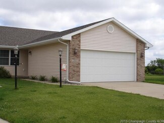 1302 Cobblestone Way, Champaign, IL 61822