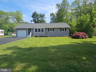 35 Hood Dr, Bridgeton, NJ 08302