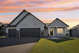 19969 Harrisburg Way, Lakeville, MN 55044