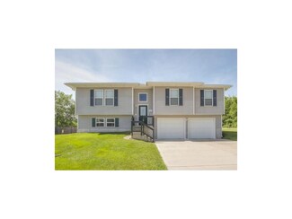 131 Lisa Ave, Lathrop, MO 64465