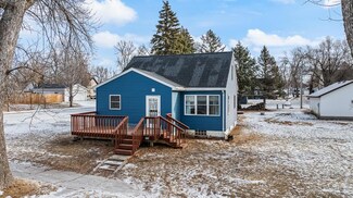 209 N Prairie St, Hendricks, MN 56136