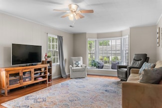 352 W Rhea Ave, Spring City, TN 37381
