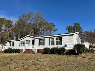 1605 Rowland Rd, Summerton, SC 29148