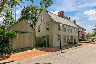 22 Bridge St, Newport, RI 02840