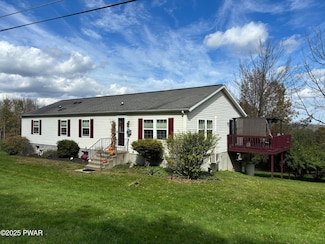 45 Deer Ln, Honesdale, PA 18431
