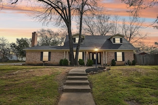 2001 Kerry Dr, Arlington, TX 76013