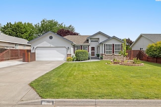 2104 W 37th Ave, Kennewick, WA 99337