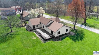 2831 S Hixon Rd, Montezuma, IN 47862