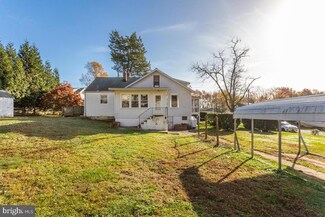 3300 Recker Rd, Chesapeake Beach, MD 20732