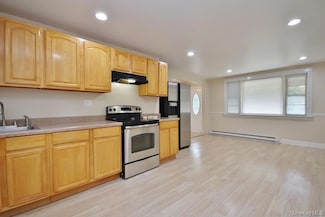 208 Myrtle Ave Unit 2A, Mahopac, NY 10541