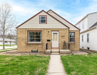 2378 N 86th St, Milwaukee, WI 53226