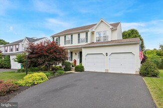 735 Penn St, Pennsburg, PA 18073