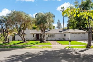 2250 Byron St, Palo Alto, CA 94301