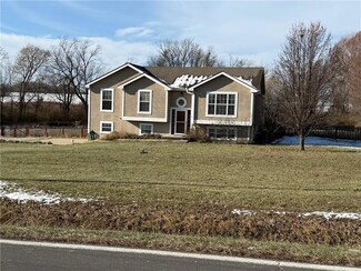 14648 M Hwy, Rayville, MO 64084