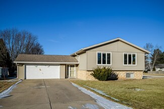6785 Dawn Dr, Windsor, WI 53598